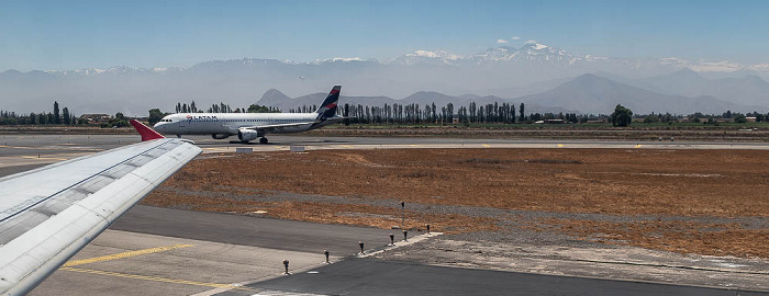 Aeropuerto Internacional Arturo Merino Benítez Santiago de Chile