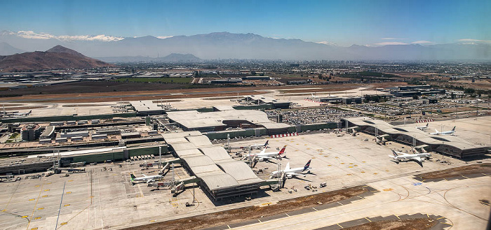 Santiago de Chile Aeropuerto Internacional Arturo Merino Benítez Luftbild aerial photo