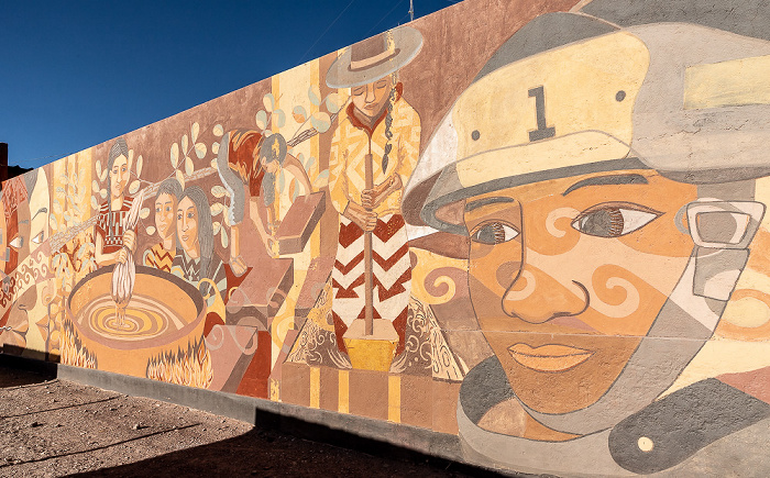 Primera Compañía de Bomberos de San Pedro de Atacama: Street Art San Pedro de Atacama