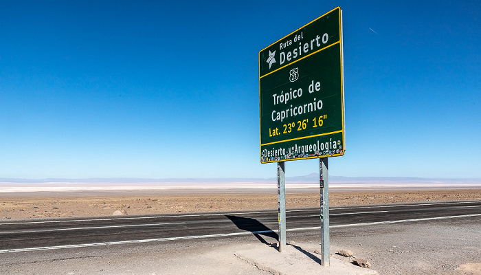 Salar de Atacama Ruta 23-CH: Wendekreis des Steinbocks (Tropic of Capricorn)