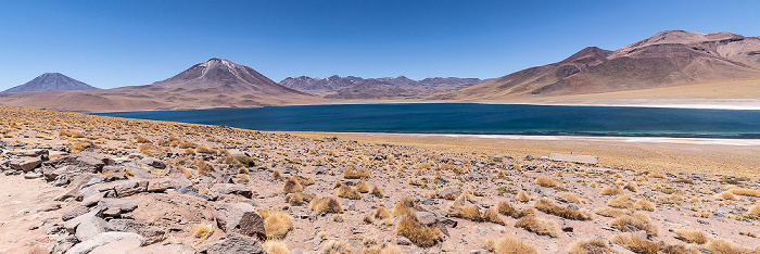 Reserva nacional los Flamencos Altiplano: Laguna Miscanti Cerro Miscanti