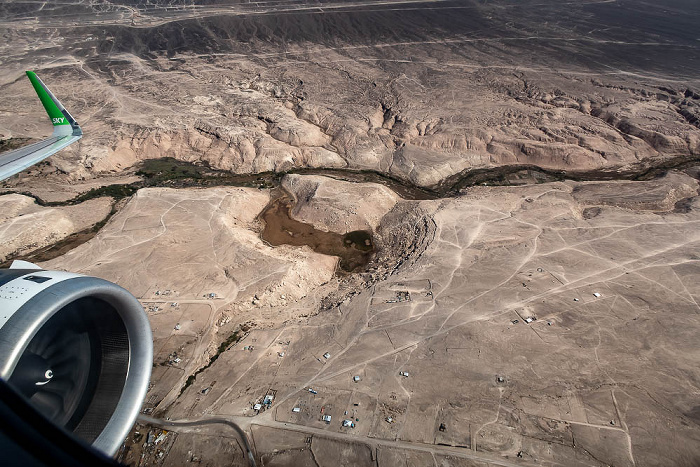 Calama Río Loa 2022-11-21 Flug SKU247 El Loa (CJC/SCCF) - Santiago de Chile (SCL/SCEL) Luftbild aerial photo