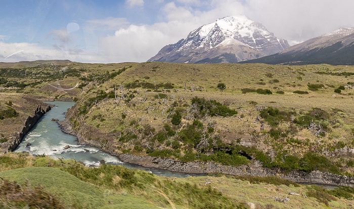 Parque nacional Torres del Paine Rio Paine Cordillera Paine Monte Almirante Nieto