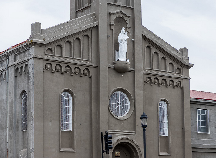 Punta Arenas Avenida Cristobal Colón: Iglesia María Auxiliadora Avenida Cristóbal Colón