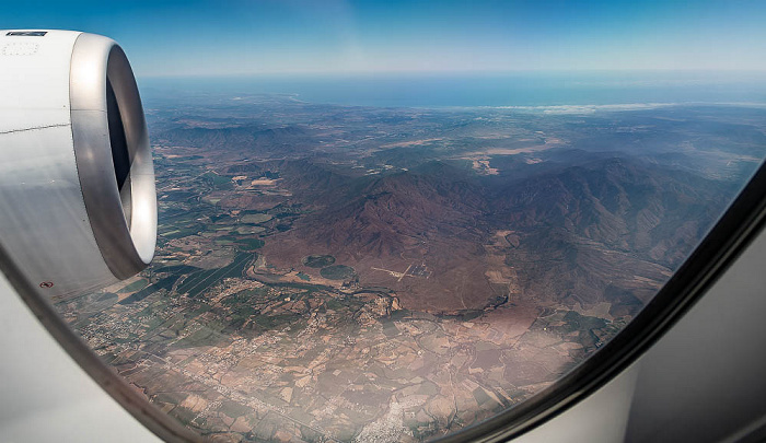 Región Metropolitana de Santiago 2022-12-01 Flug IBE6830 Santiago de Chile (SCL/SCEL) - Madrid-Barajas (MAD/LEMD) Luftbild aerial photo