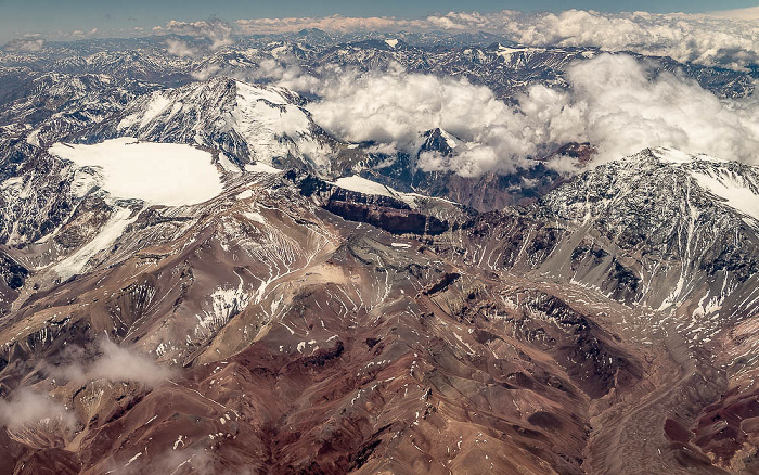 Provincia de San Juan Cordillera de la Ramada (Anden): Cerro Mercedario 2022-12-01 Flug IBE6830 Santiago de Chile (SCL/SCEL) - Madrid-Barajas (MAD/LEMD) Luftbild aerial photo