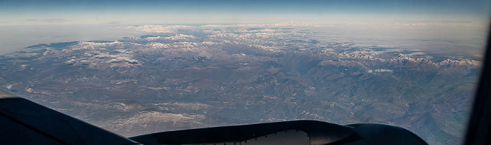 Italien Alpen 2022-12-02 Flug IBE3190 Madrid-Barajas (MAD/LEMD) - München Franz Josef Strauß (MUC/EDDM) Luftbild aerial photo