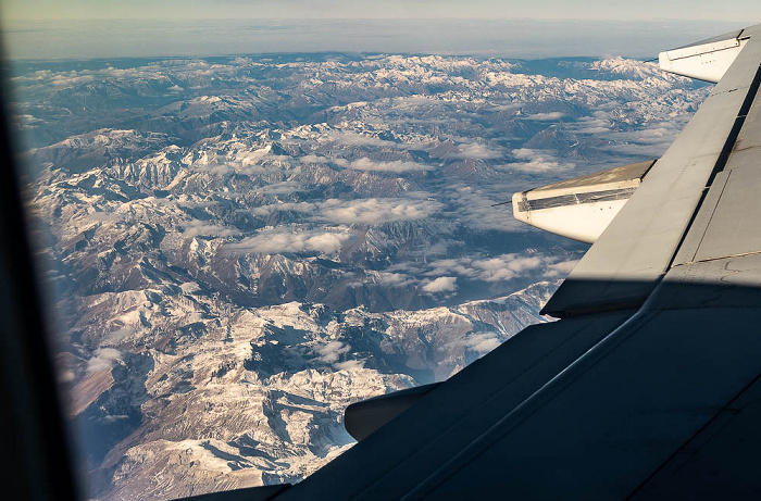 Italien Alpen 2022-12-02 Flug IBE3190 Madrid-Barajas (MAD/LEMD) - München Franz Josef Strauß (MUC/EDDM) Luftbild aerial photo