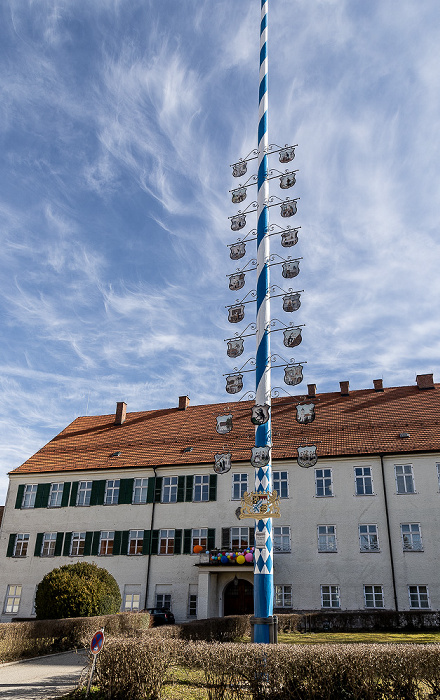 Altstadt: Schloßplatz Ebersberg