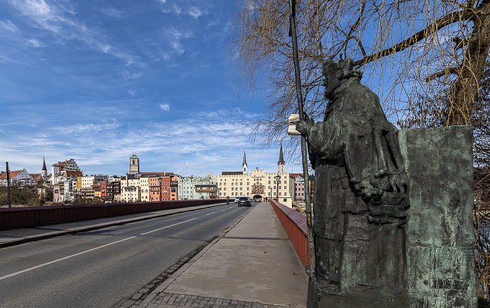 Altstadt: Heiliger-Nepomuk-Denkmal, Rote Brücke Wasserburg am Inn