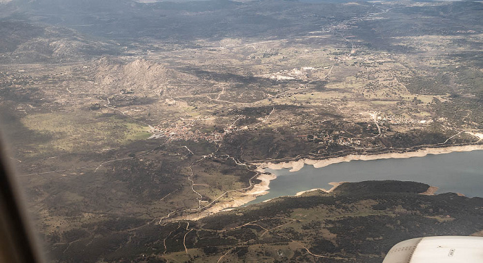 Comunidad de Madrid Embalse del Atazar 2023-03-24 Flug IBE3191 München Franz Josef Strauß (MUC/EDDM) - Madrid-Barajas (MAD/LEMD) Luftbild aerial photo