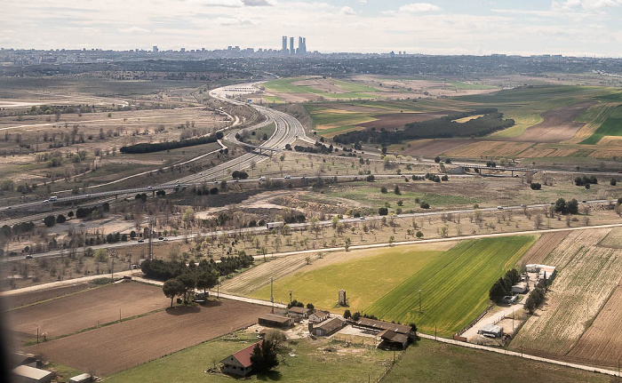 Autopista Radial 2 (R-2). Autovía de Circunvalación a Madrid M-50 (rechts) Madrid