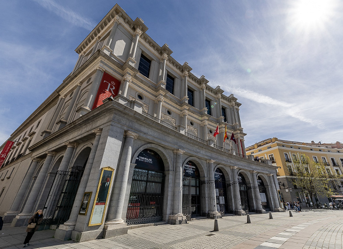 Plaza de Oriente: Teatro Real de Madrid