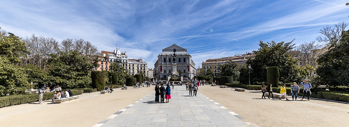Madrid Plaza de Oriente: Monumento a Felipe IV (Reiterstandbild von Philipp IV.) Teatro Real de Madrid