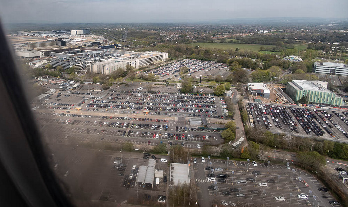 Crawley Gatwick Airport 2023-04-22 Flug EZY8638 München Franz Josef Strauß (MUC/EDDM) - London Gatwick (LGW/EGKK) Luftbild aerial photo