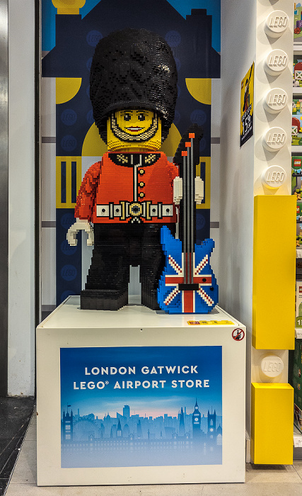 Gatwick Airport: Lego Shop Crawley