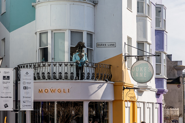 Brighton The Lanes: Dukes Lane / Middle Street - Restaurant Mowgli