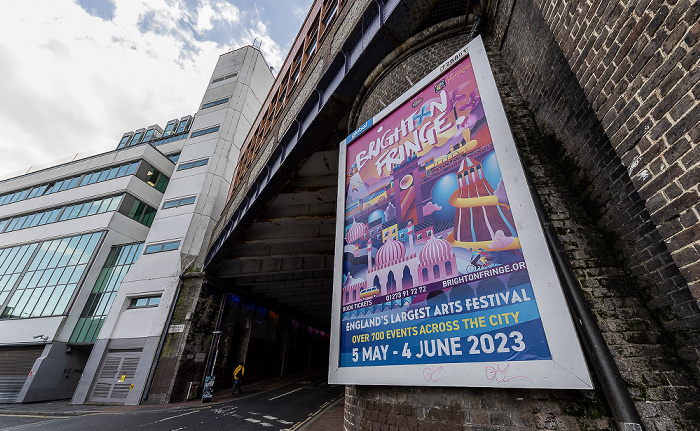 Trafalgar Street: Werbung für das Brighton Fringe Festival 2023 Brighton