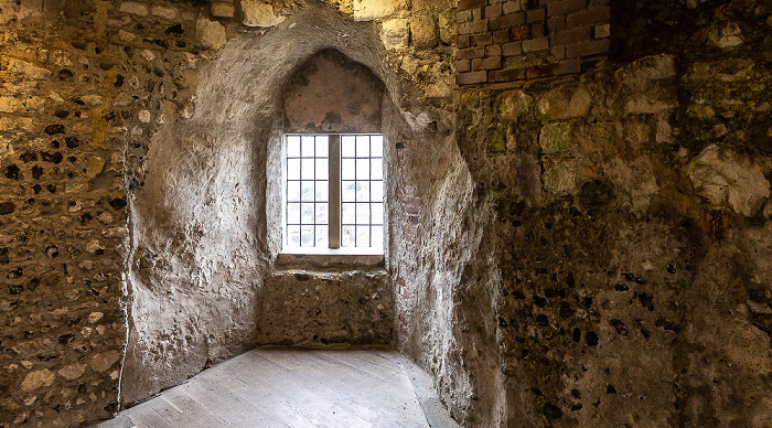 Lewes Castle: Shell Keep