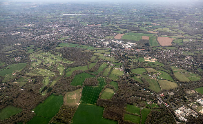 South East England - West Sussex - East Grinstead 2023-04-26 Flug EZY8641 London Gatwick (LGW/EGKK) - München Franz Josef Strauß (MUC/EDDM) Luftbild aerial photo