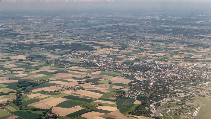 Bayern - Landkreis Erding: Erding 2023-05-28 Flug THY1630 München Franz Josef Strauß (MUC/EDDM) - Istanbul Airport (IST/LTFM) Fliegerhorst Erding Luftbild aerial photo