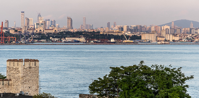 Blick vom Saba Sultan Hotel: Bosporus, Kadıköy Istanbul