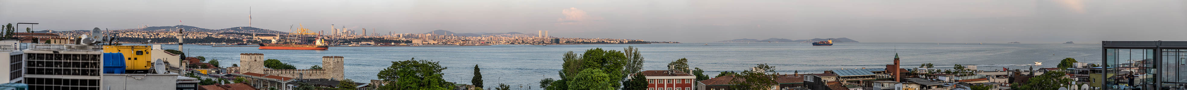 Blick vom Saba Sultan Hotel: Bosporus / Marmarameer, Üsküdar / Kadıköy Istanbul