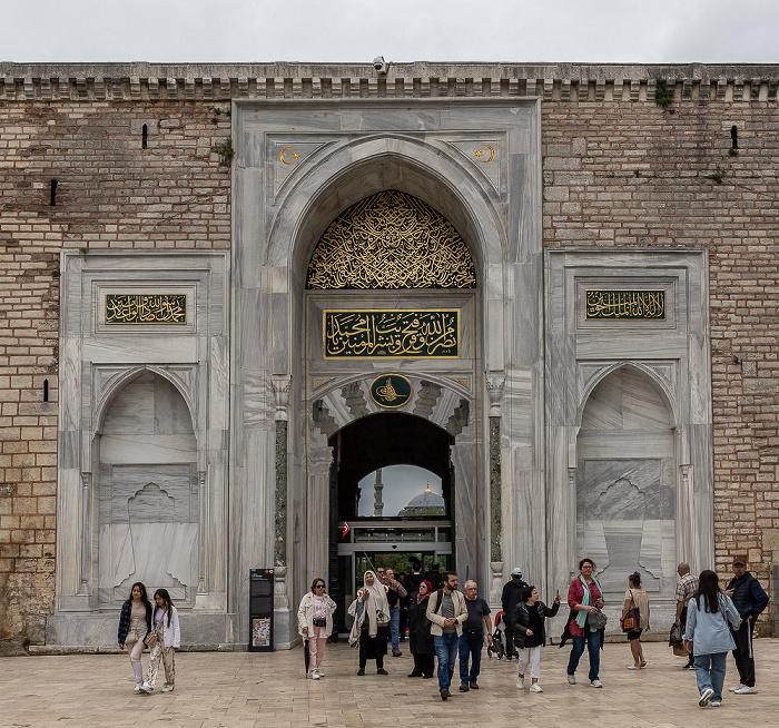 Topkapı-Palast: Bâb-ı Hümâyûn Istanbul