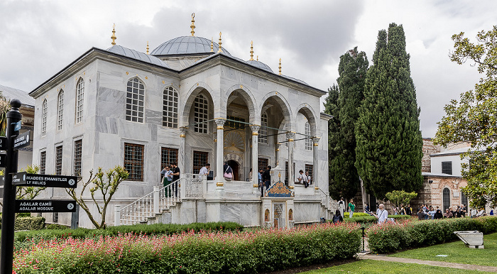 Istanbul Topkapı-Palast: Dritte Hof mit der Bibliothek Ahmeds III.