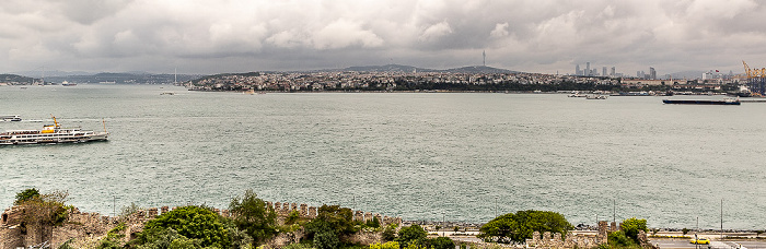 Blick vom Topkapı-Palast: Borporus; Üsküdar Istanbul 2023