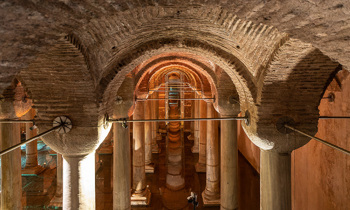 Istanbul Yerebatan-Zisterne (Cisterna Basilica)