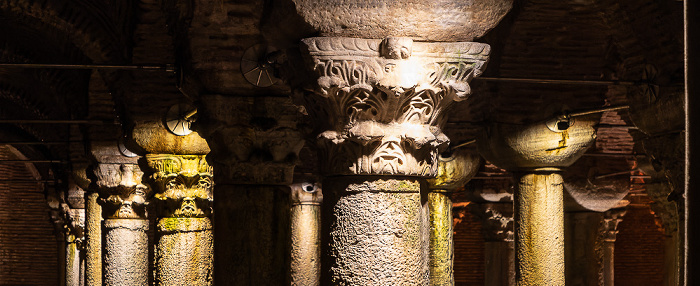 Istanbul Yerebatan-Zisterne (Cisterna Basilica)