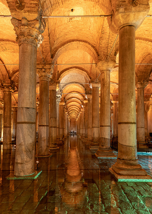 Istanbul Yerebatan-Zisterne (Cisterna Basilica)