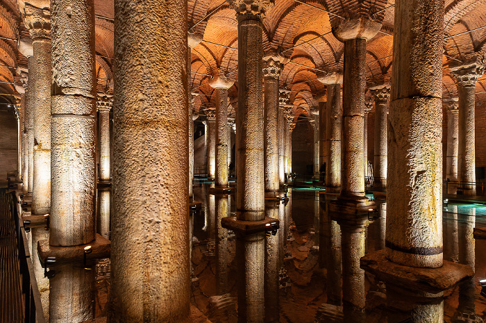 Istanbul Yerebatan-Zisterne (Cisterna Basilica)