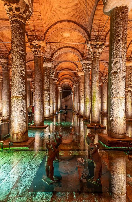 Istanbul Yerebatan-Zisterne (Cisterna Basilica)