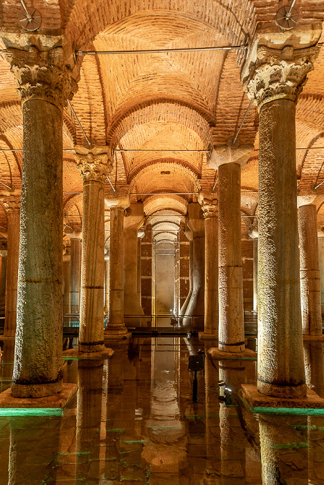 Istanbul Yerebatan-Zisterne (Cisterna Basilica)