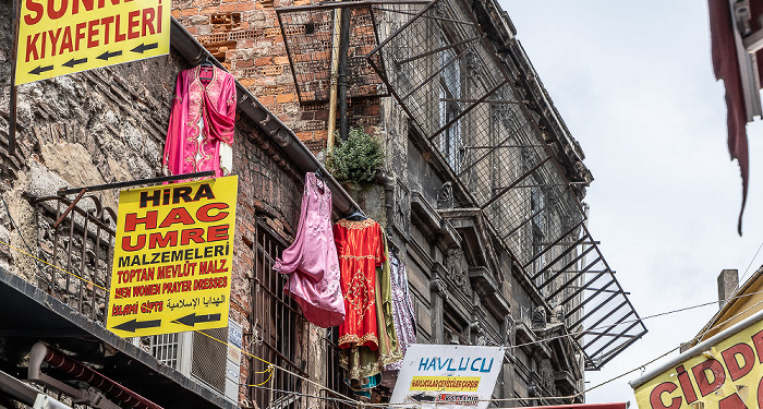 Istanbul Cakmakçılar Yokuşu