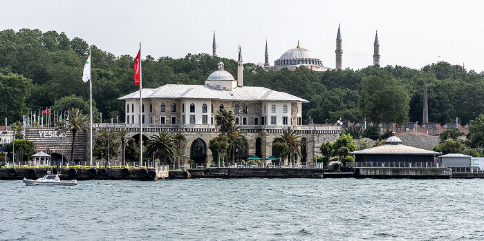 Goldenes Horn: Fatih mit dem Sepetçiler Pavilion Istanbul