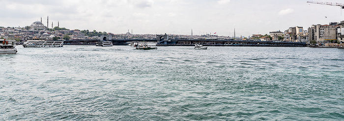 Istanbul Goldenes Horn mit der Galatabrücke Beyazıt-Moschee Fatih