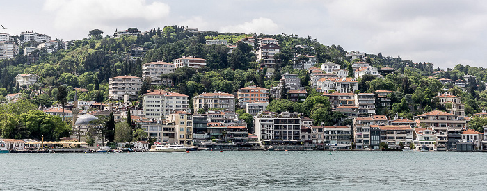 Istanbul Bosporus, Beşiktaş mit Bebek Bebek-Moschee