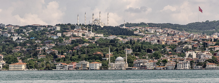 Istanbul Bosporus, Üsküdar Beylerbeyi-Moschee Çamlıca-Moschee