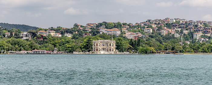 Istanbul Bosporus, Beykoz mit dem Küçüksu-Palast Üsküdar