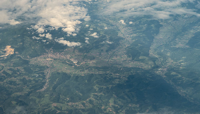 Serbien Kucevo 2023-05-31 Flug THY1635 Istanbul Airport (IST/LTFM) - München Franz Josef Strauß (MUC/EDDM) Luftbild aerial photo