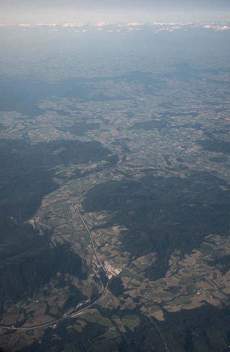 Oberösterreich West Autobahn A1 2023-05-31 Flug THY1635 Istanbul Airport (IST/LTFM) - München Franz Josef Strauß (MUC/EDDM) Luftbild aerial photo