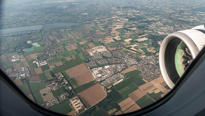 Bayern - Landkreis Ebersberg: Pliening (links), Poing 2023-05-31 Flug THY1635 Istanbul Airport (IST/LTFM) - München Franz Josef Strauß (MUC/EDDM) Luftbild aerial photo