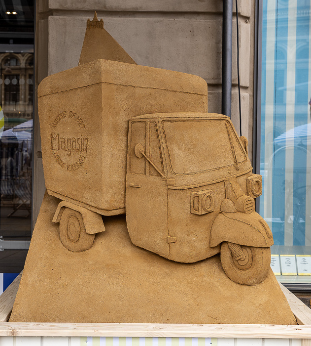 Kongens Nytorv: Magasin and Hundested Sand Sculpture Festival Kopenhagen