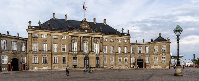 Schloss Amalienborg: Palais Brockdorff (Palais Frederik VIII.) Kopenhagen