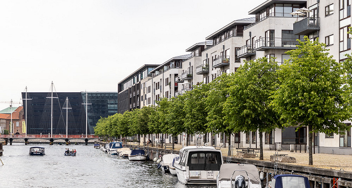 Kopenhagen Christianshavn: Christianshavns Kanal mit der Cirkelbroen, Hammershøis Kaj Det Kongelige Bibliotek