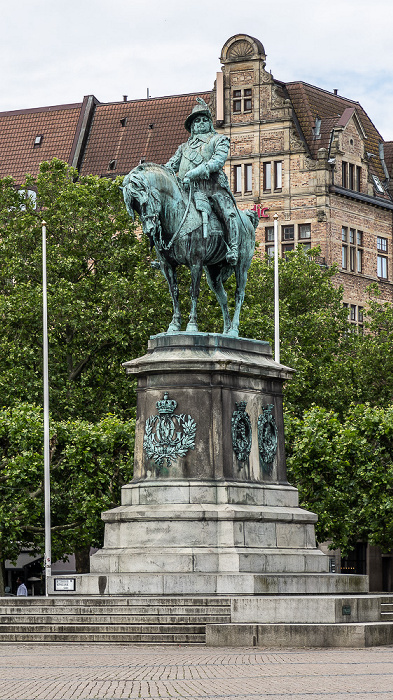 Gamla staden: Stortorget - Reiterstandbild von Karl X Gustav Malmö