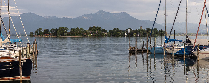 Jachthafen, Chiemsee, Fraueninsel, Chiemgauer Alpen Gstadt am Chiemsee